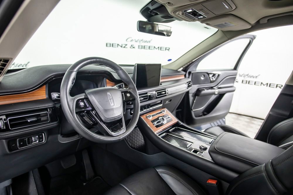 Used 2024 Lincoln Aviator Reserve w/ Equipment Group 201A image 11