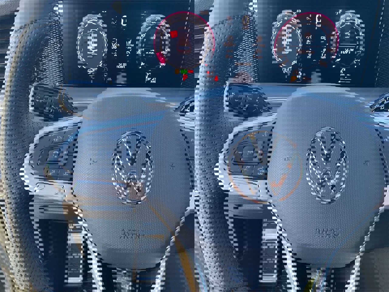 New 2026 Volkswagen Tiguan SE R-Line image 20