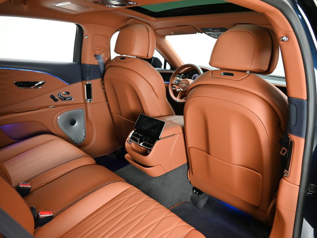 Used 2022 Bentley Flying Spur V8 AWD/4WD image 11