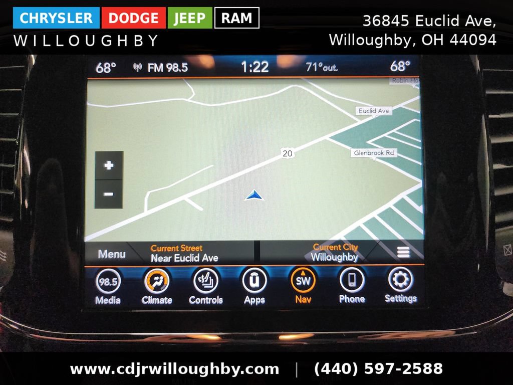 Used 2021 Jeep Grand Cherokee Laredo X AWD/4WD image 22