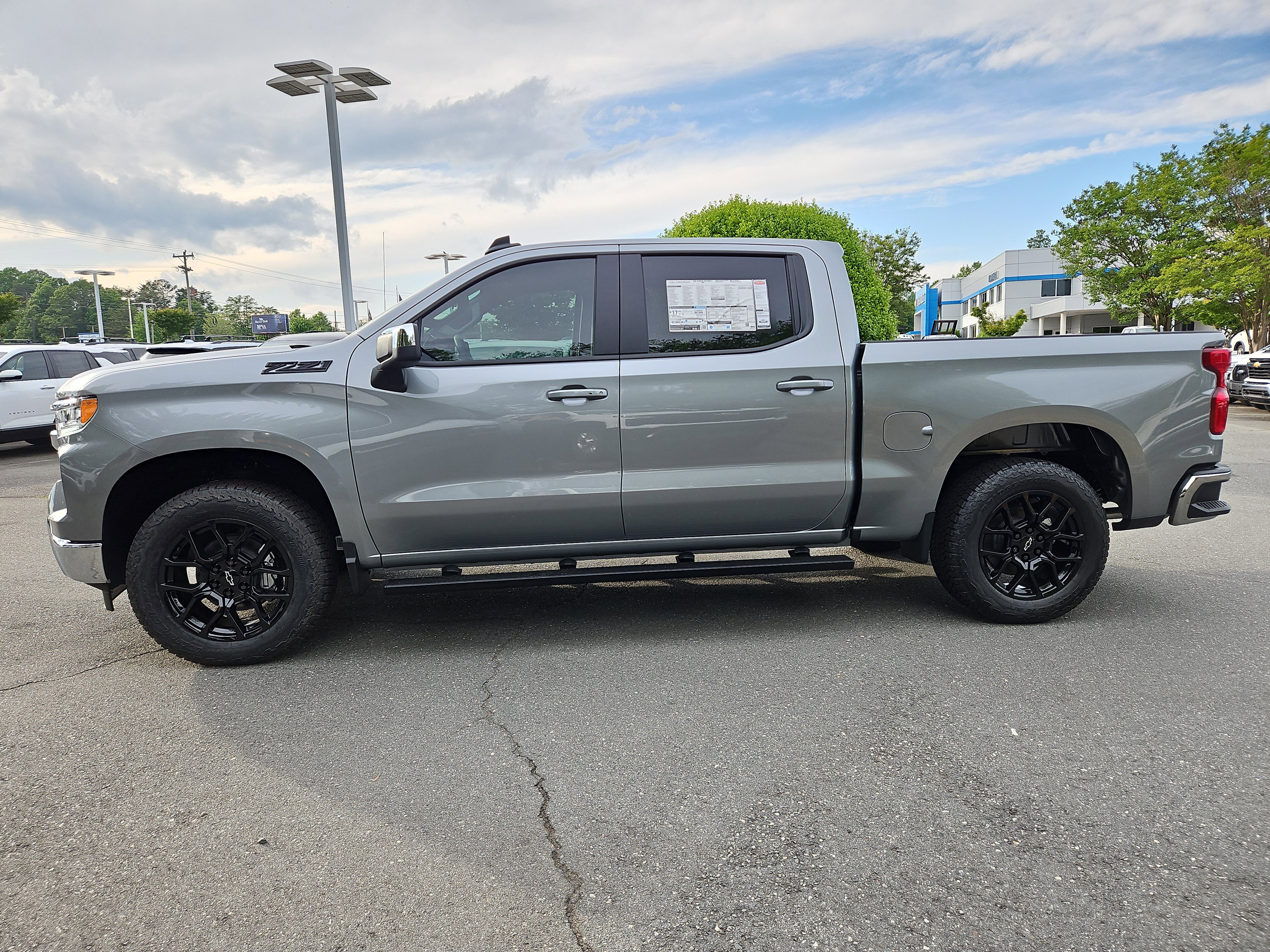 New 2026 Chevrolet Silverado 1500 LT w/ Z71 Off-Road Package AWD/4WD image 25