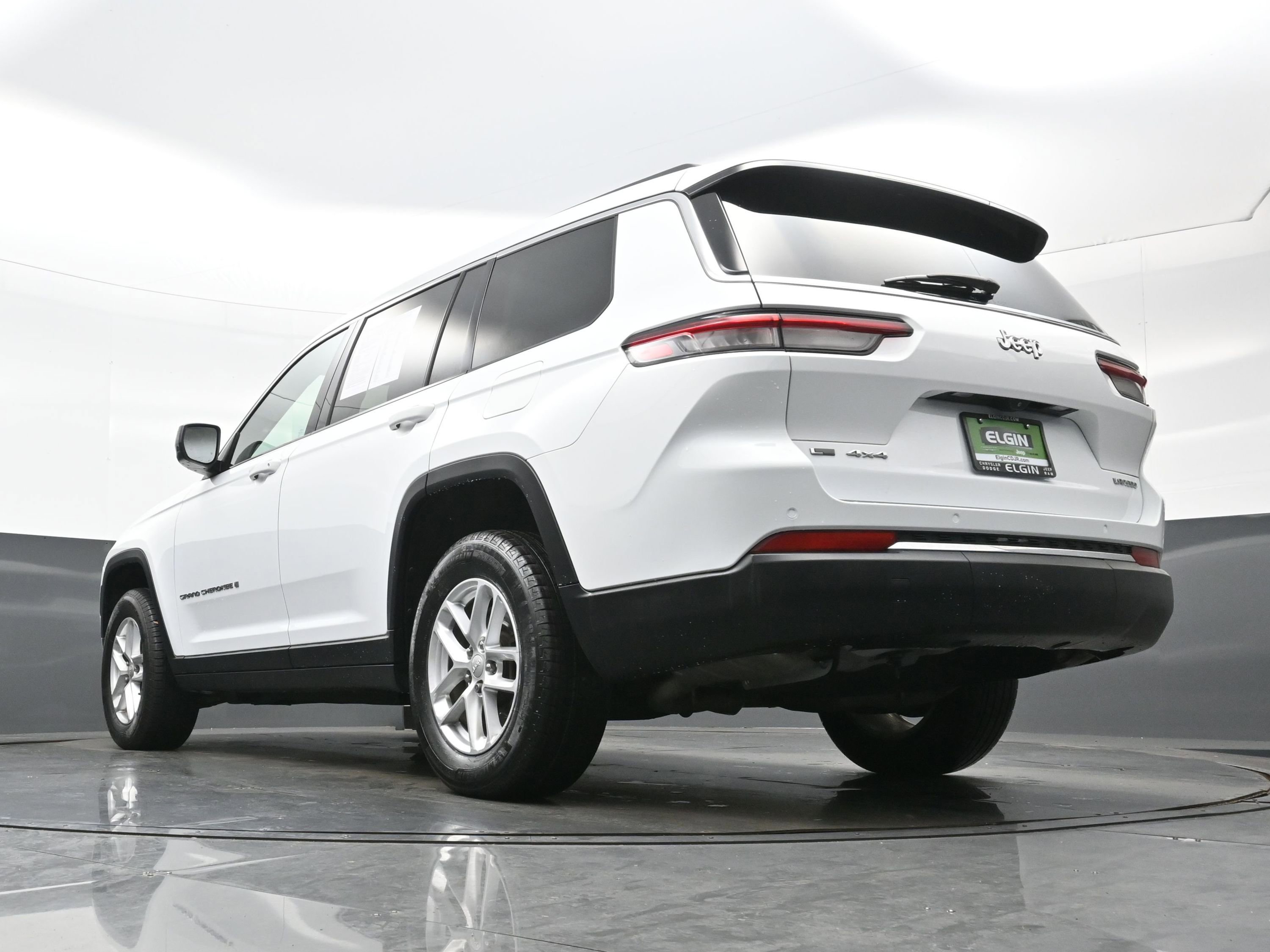 Used 2022 Jeep Grand Cherokee L Laredo w/ Luxury Tech Group I AWD/4WD image 27
