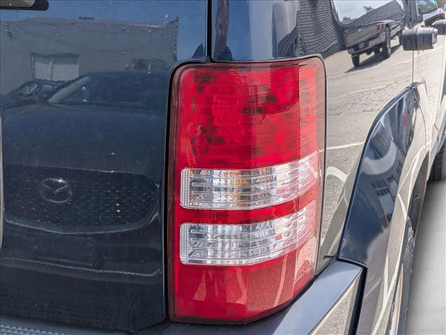 Used 2011 Jeep Liberty Sport w/ Popular Equipment Group AWD/4WD image 9