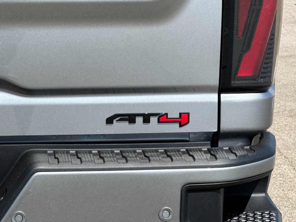 New 2026 GMC Sierra 2500 AT4 w/ AT4 Premium Plus Package AWD/4WD image 24