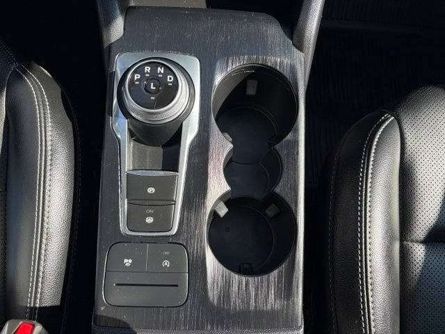 Used 2022 Ford Escape SEL w/ Equipment Group 302A AWD/4WD image 29