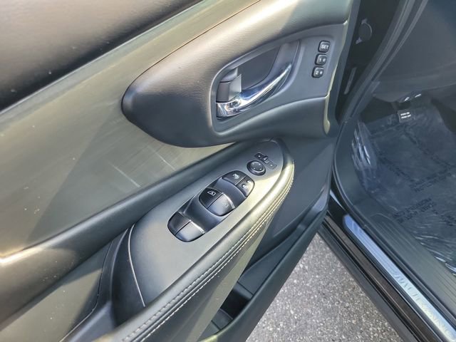 Used 2018 Nissan Murano Platinum w/ Cargo Package AWD/4WD image 11