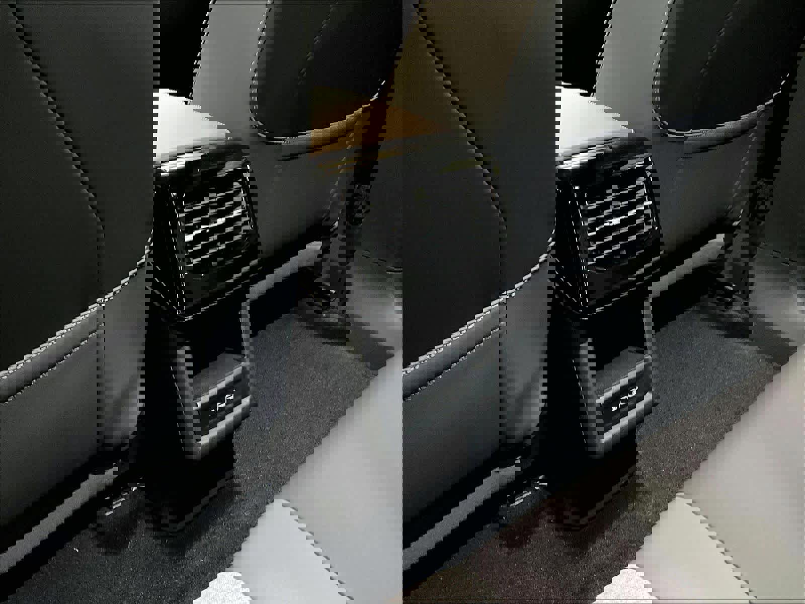 New 2026 Volkswagen ID.4 Pro image 16