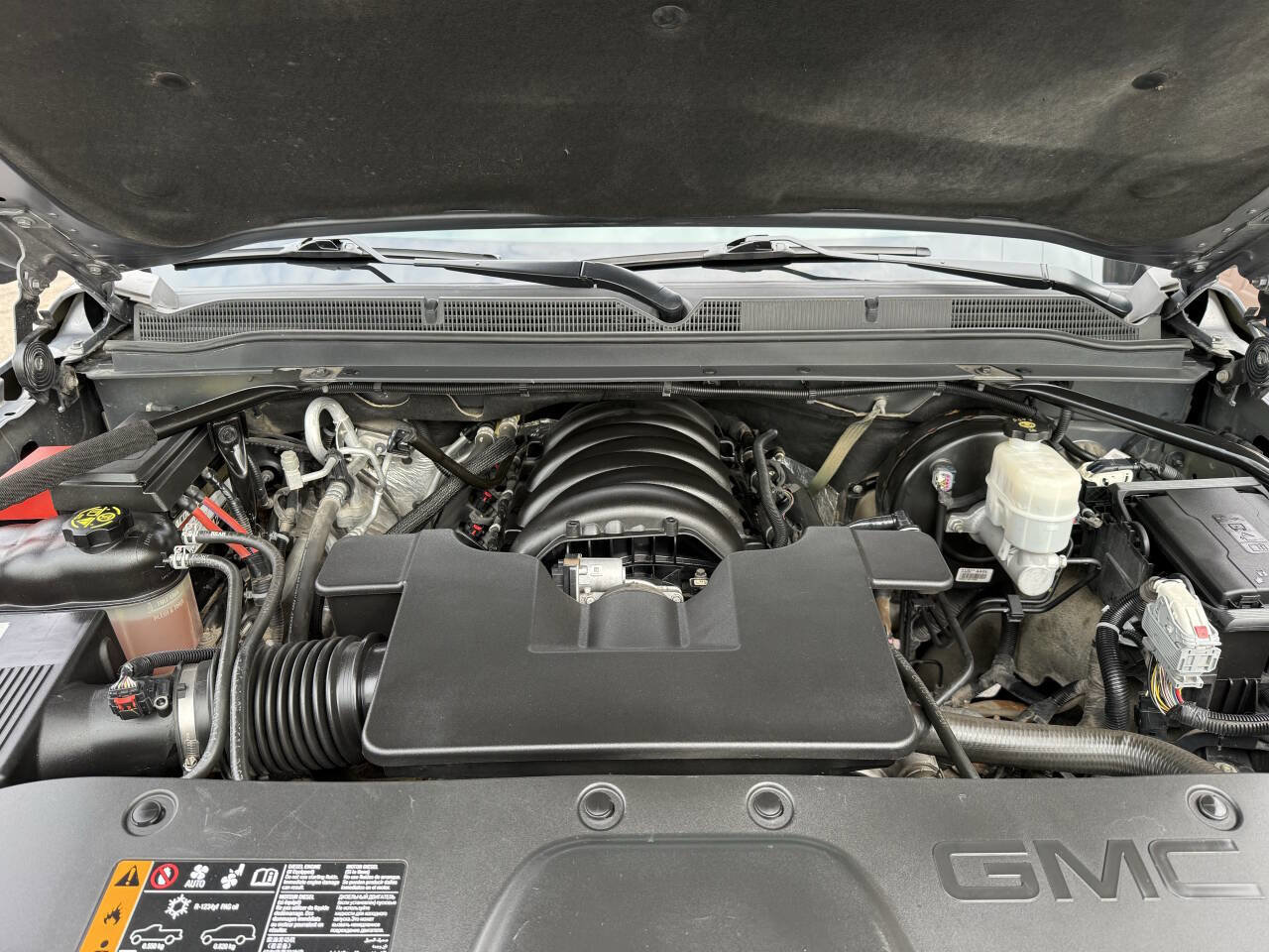 Used 2019 GMC Yukon XL SLT w/ Premium Edition AWD/4WD image 92