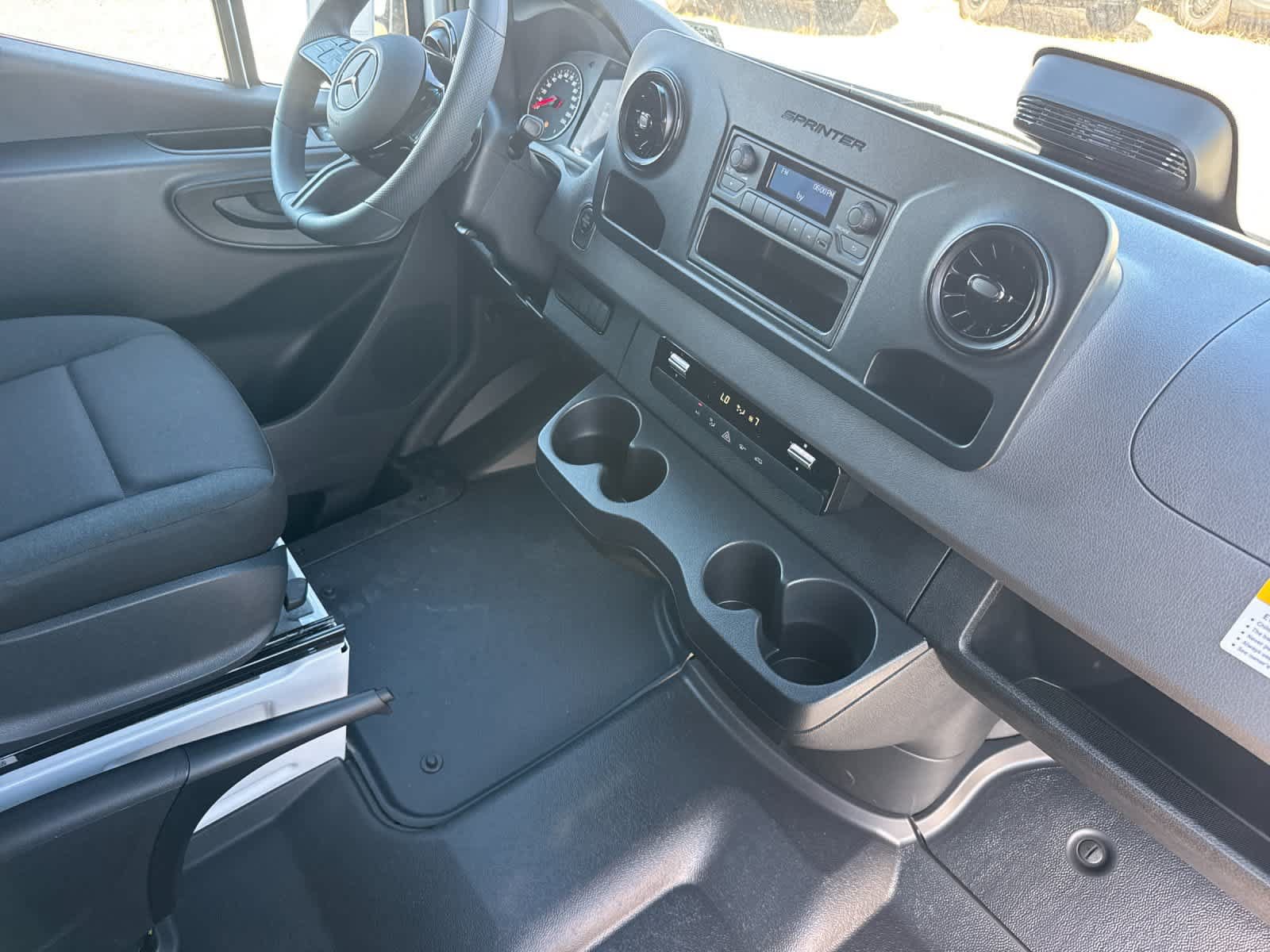 New 2026 Mercedes-Benz Sprinter 2500 image 14