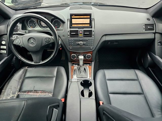 Used 2009 Mercedes-Benz C 300 4MATIC Sedan image 25