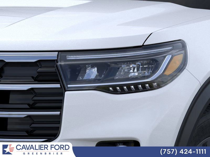 Used 2025 Ford Explorer Active w/ Active Comfort Package image 18