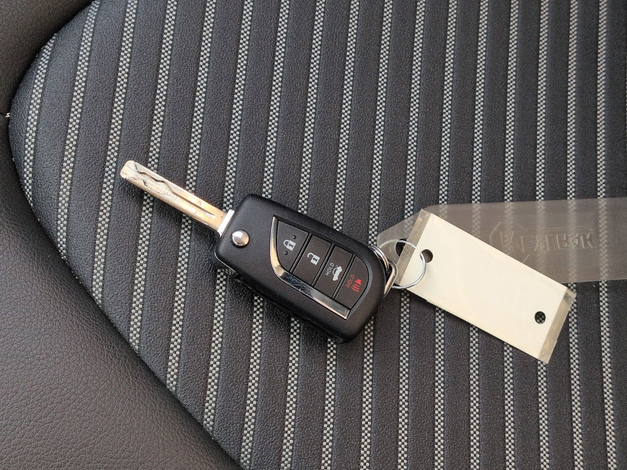 Used 2023 Toyota Camry SE image 33