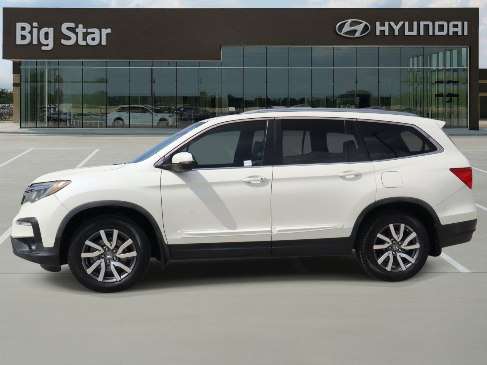 Used 2019 Honda Pilot EX-L image 2