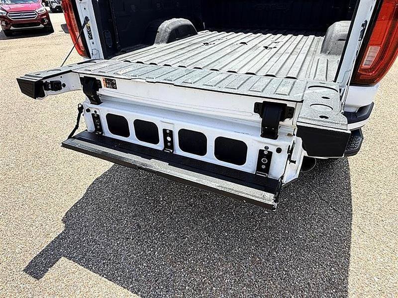 Used 2023 GMC Sierra 2500 AT4 w/ AT4 Premium Plus Package AWD/4WD image 16