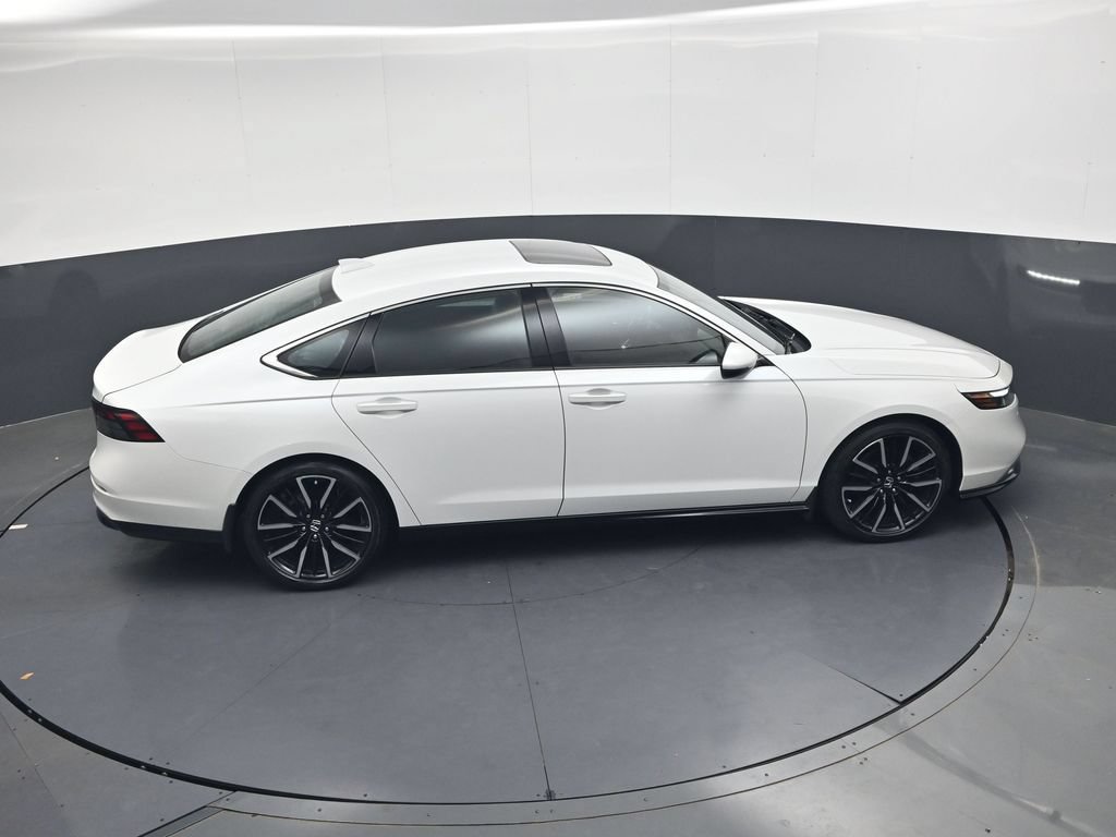 Used 2023 Honda Accord Touring image 29