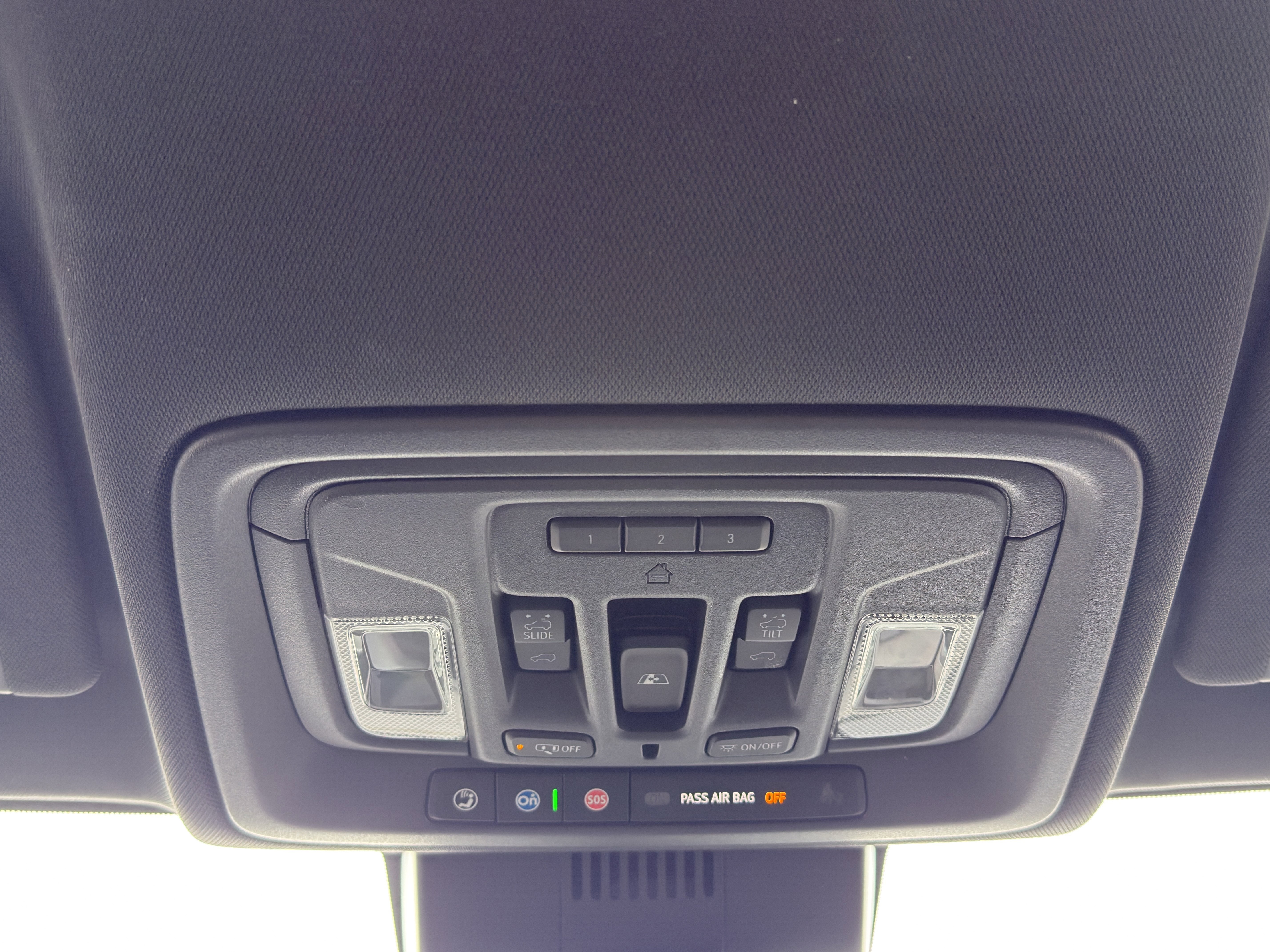 Used 2023 Chevrolet Silverado 1500 ZR2 w/ Technology Package image 41