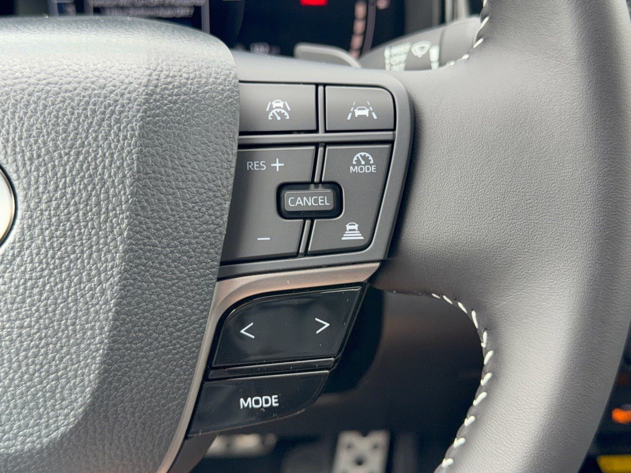 Used 2026 Toyota Camry SE FWD image 19