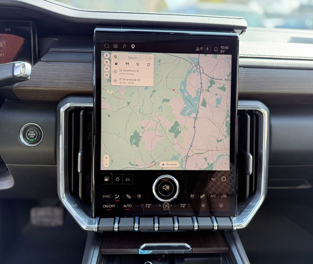 Used 2025 GMC Acadia Denali w/ Super Cruise Package image 7