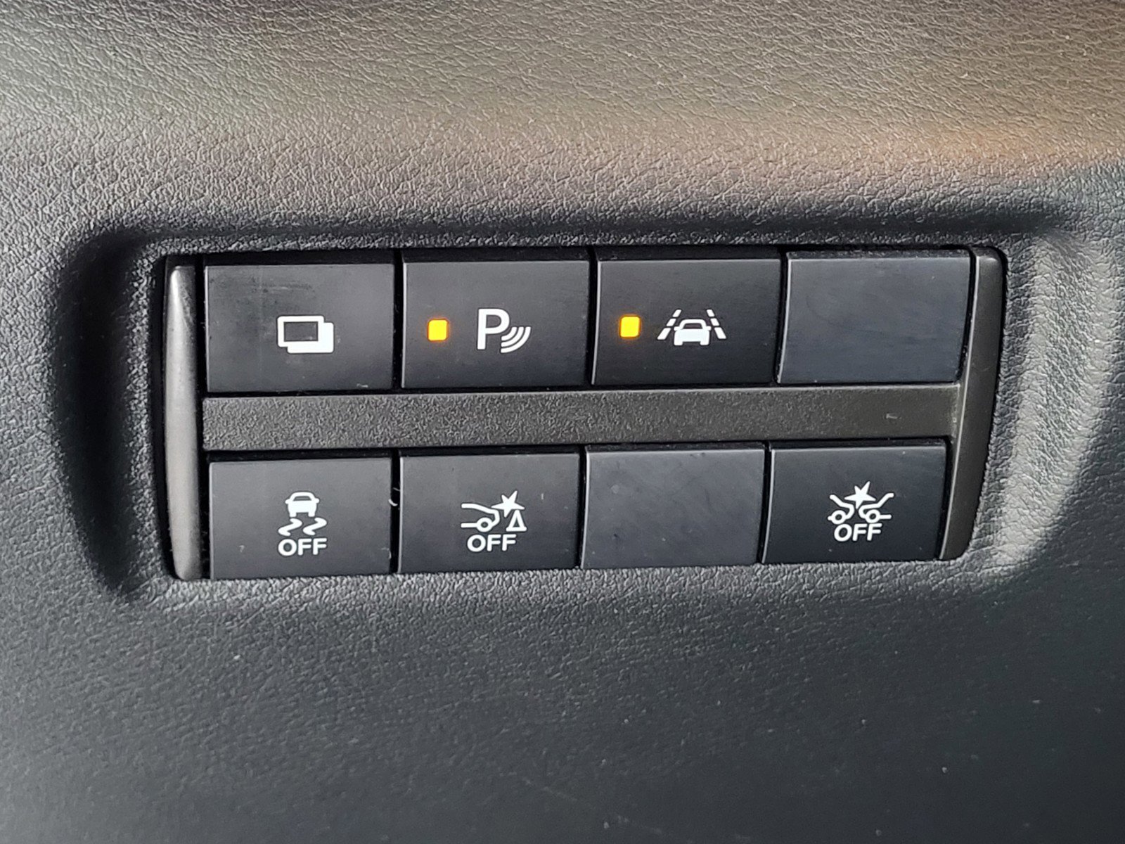 Used 2020 Nissan Versa S image 8