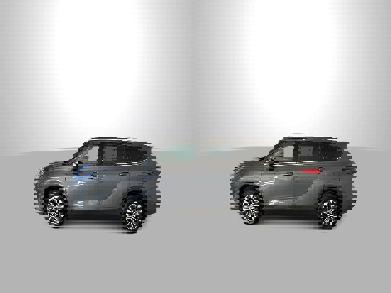 Used 2020 Toyota Highlander XLE image 5