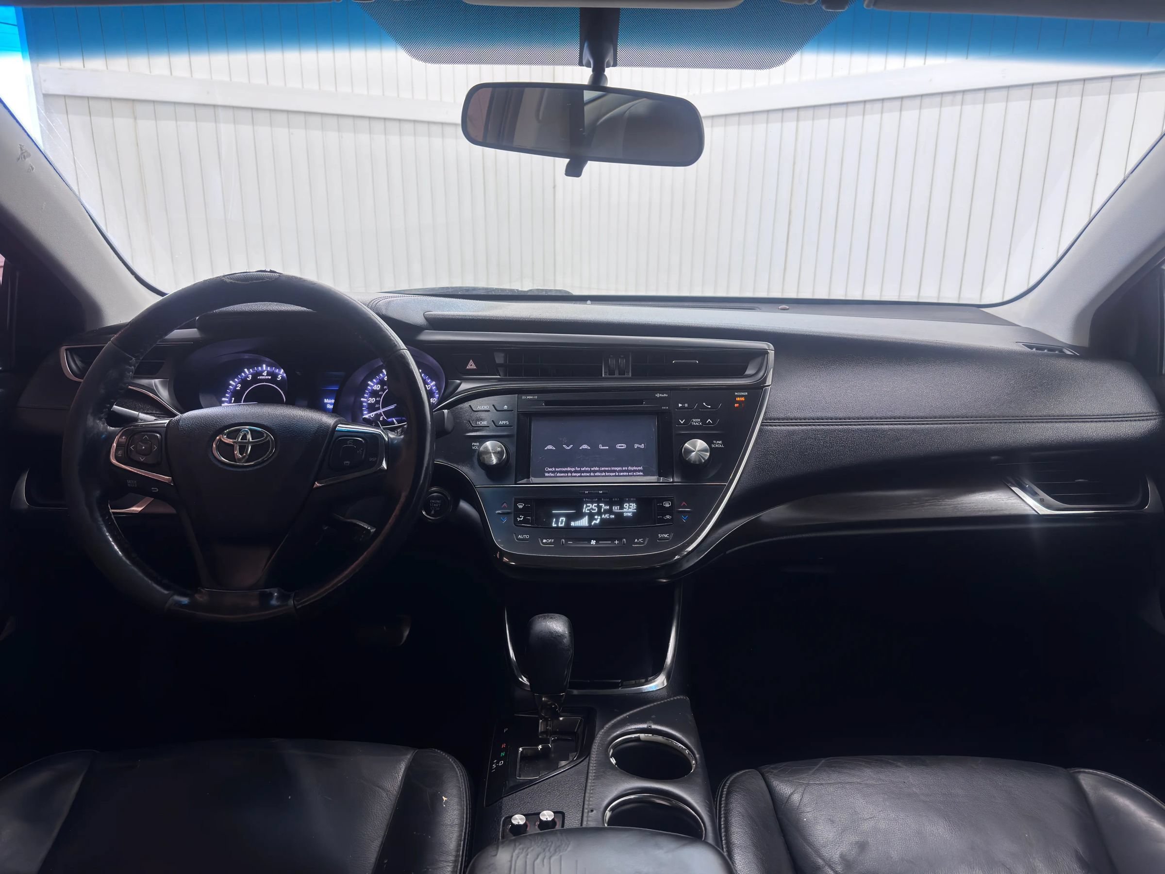 Used 2016 Toyota Avalon XLE FWD image 17