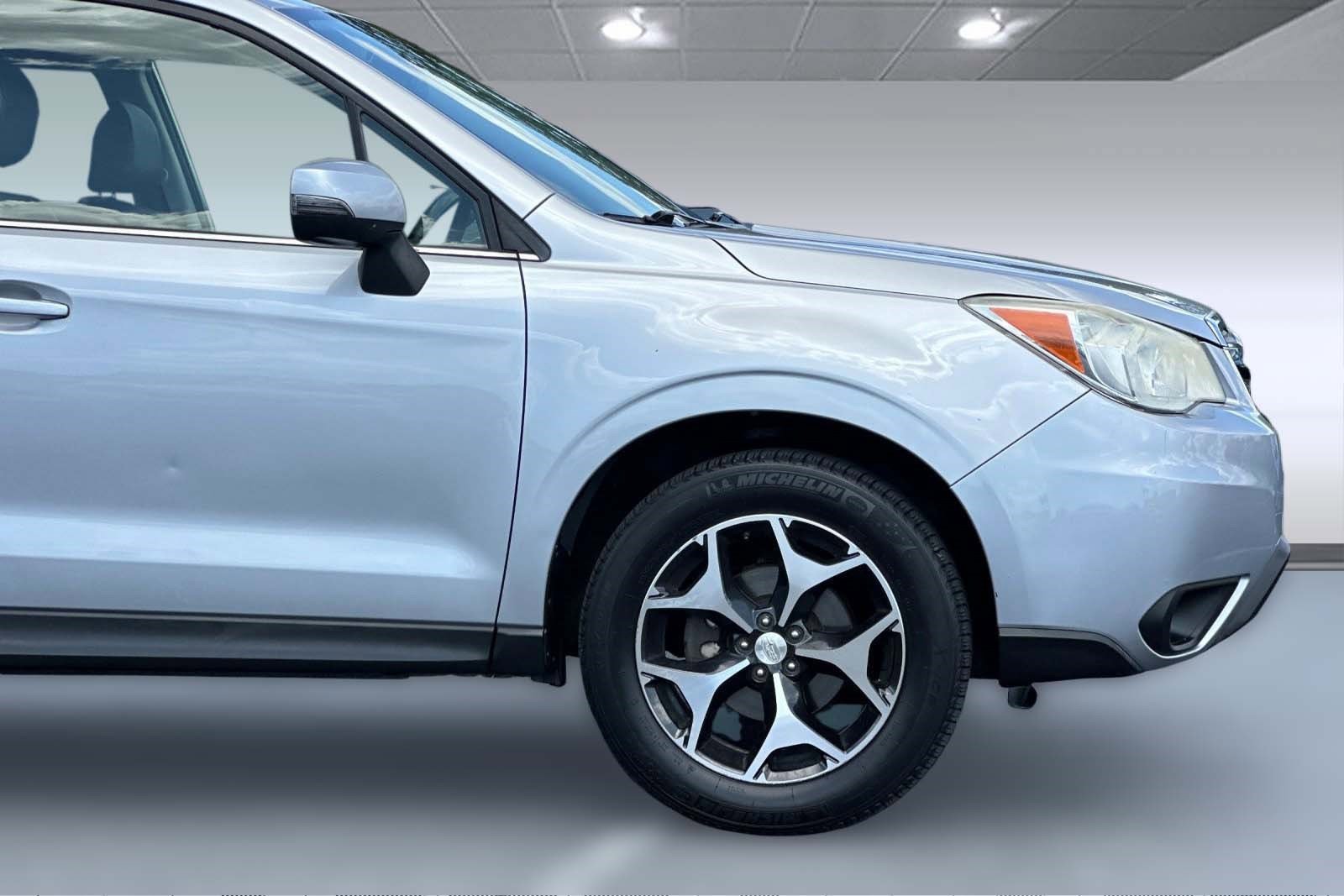 Used 2014 Subaru Forester 2.5i Touring AWD/4WD image 35