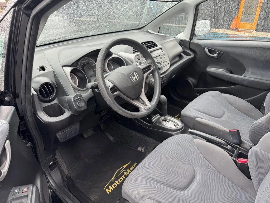 Used 2010 Honda Fit image 5