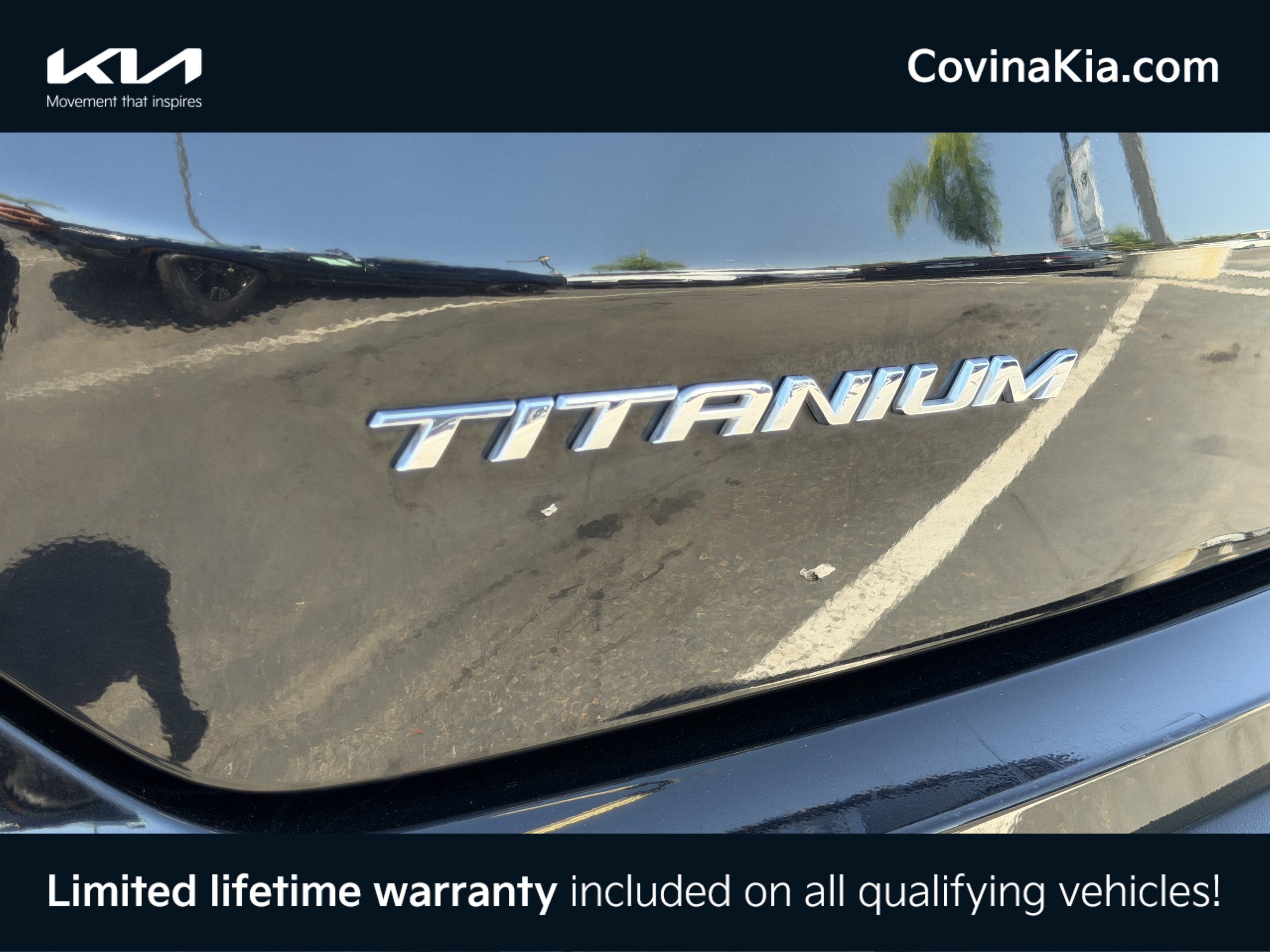 Used 2022 Ford Edge Titanium w/ Equipment Group 301A AWD/4WD image 14