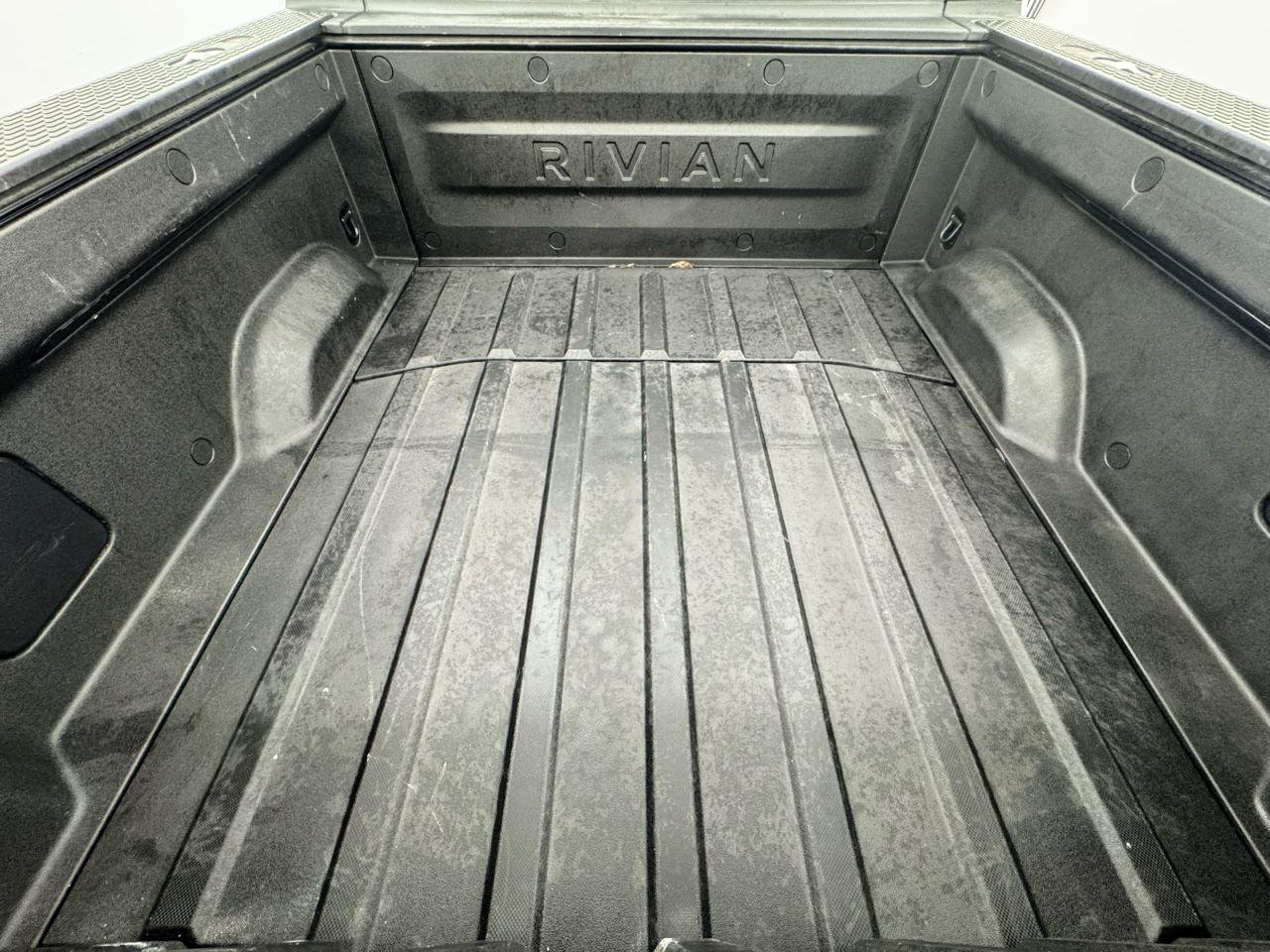 Used 2025 Rivian R1T Adventure AWD/4WD image 6