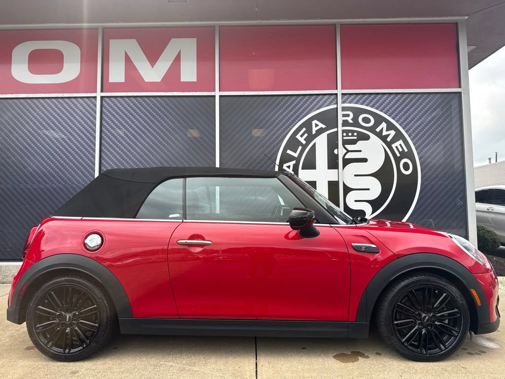 Used 2024 MINI Cooper S FWD image 4