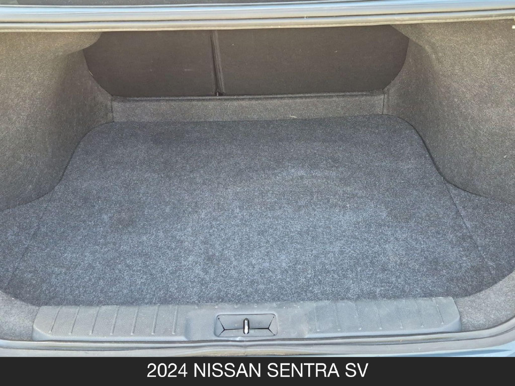 Used 2024 Nissan Sentra SV FWD image 23