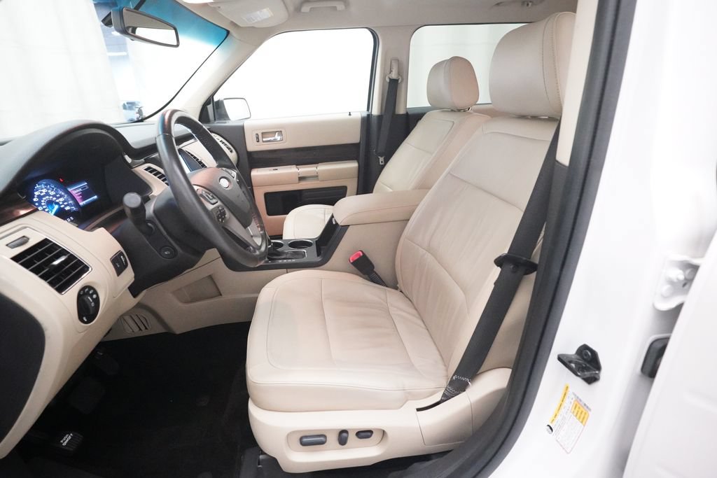 Used 2016 Ford Flex SEL w/ Equipment Group 202A AWD/4WD image 7