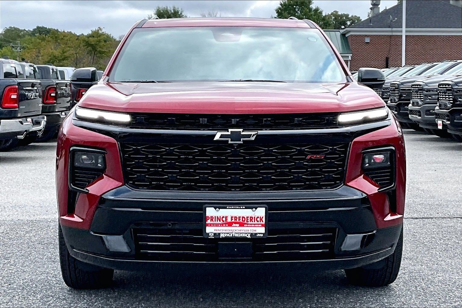 Used 2026 Chevrolet Traverse RS w/ LPO, Floor Liner Package AWD/4WD image 2