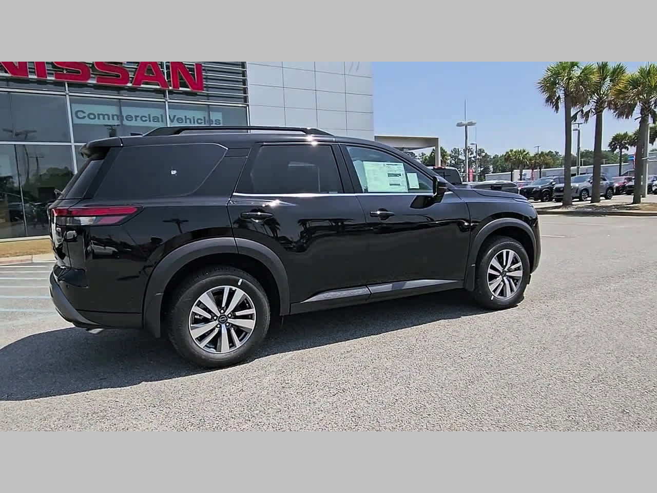 New 2026 Nissan Pathfinder SL FWD image 34