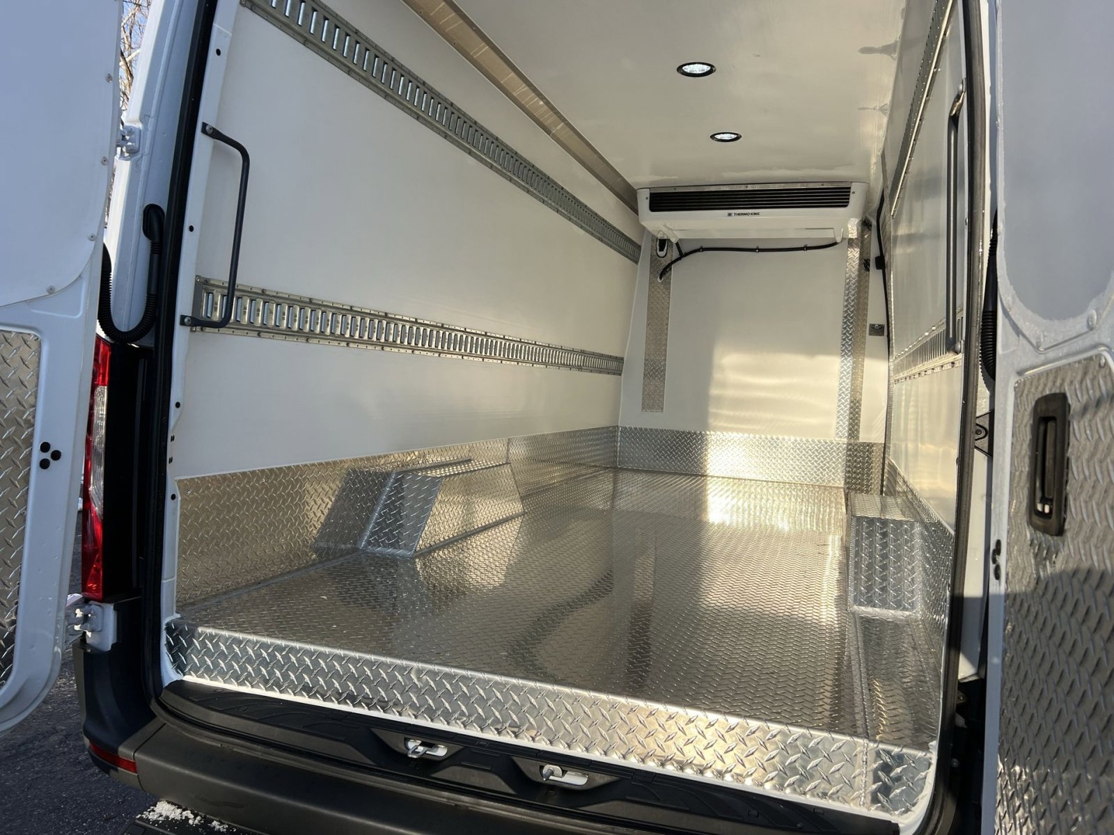 New 2025 Mercedes-Benz Sprinter 2500 image 31