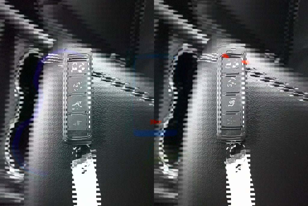 New 2025 Jeep Grand Cherokee L Limited w/ Luxury Tech Group II image 33