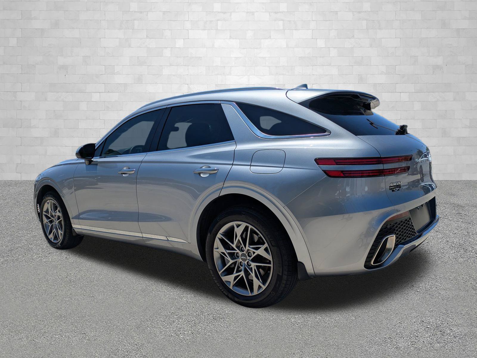 Certified 2024 Genesis GV70 2.5T w/ Advanced Package AWD/4WD image 4