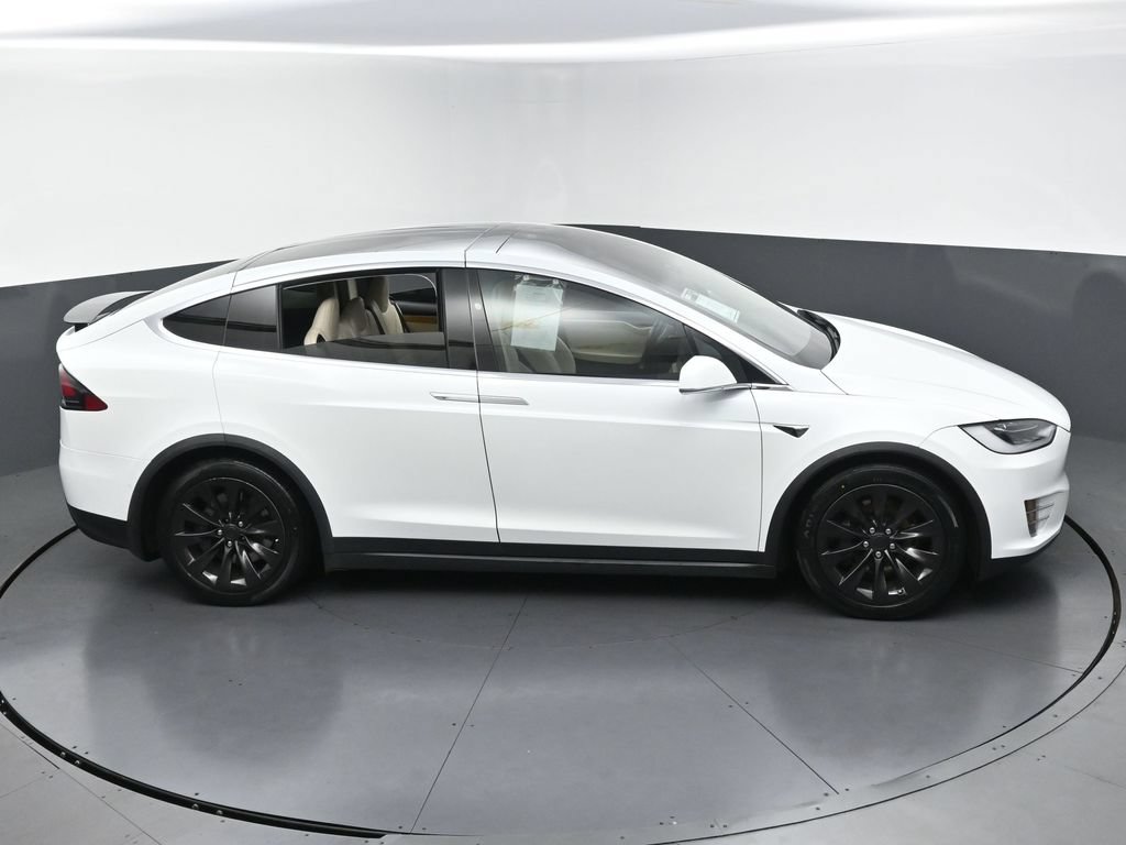 Used 2018 Tesla Model X 75D AWD/4WD image 45