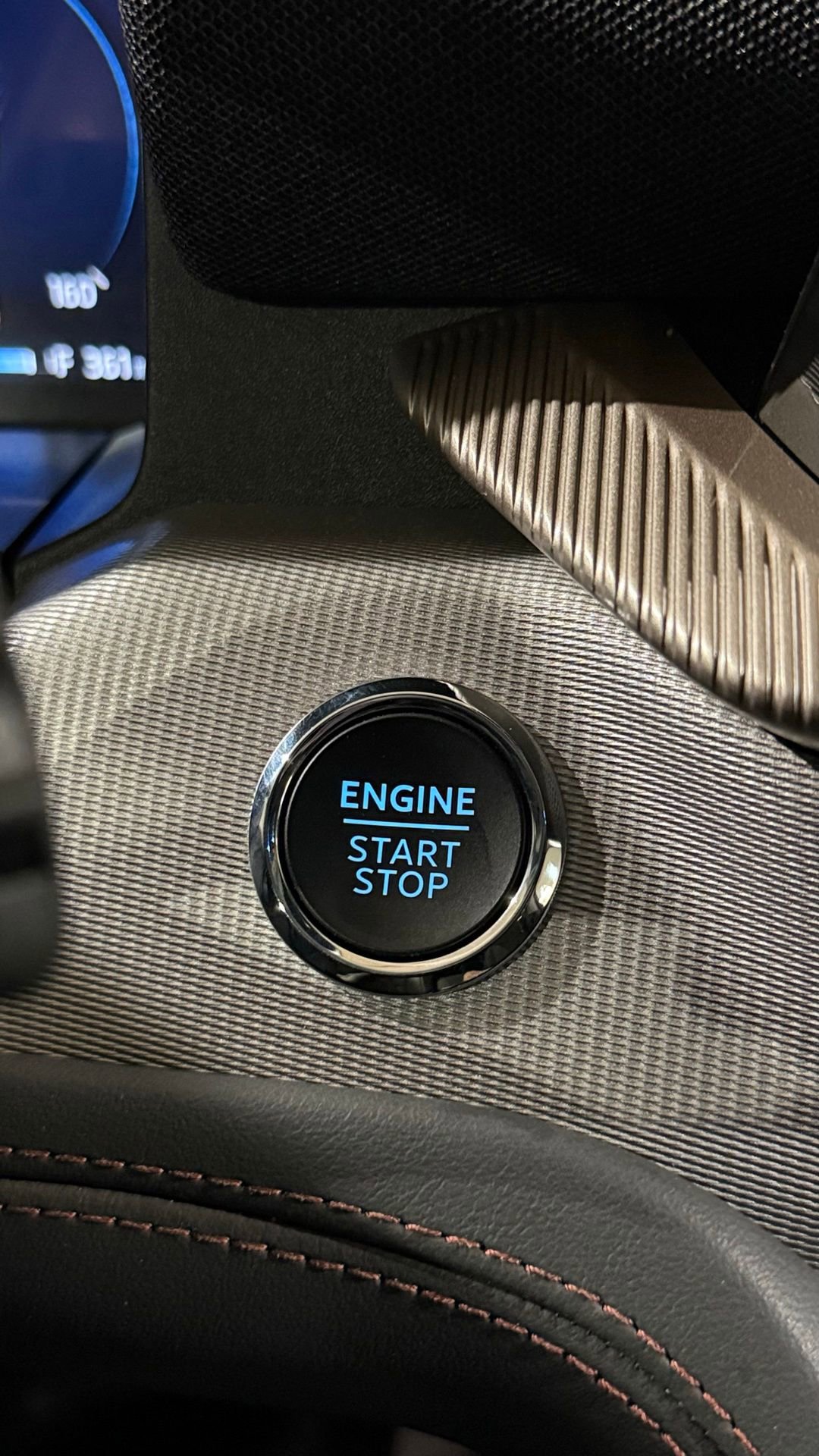 Used 2025 Ford Explorer Active w/ Active Comfort Package image 79