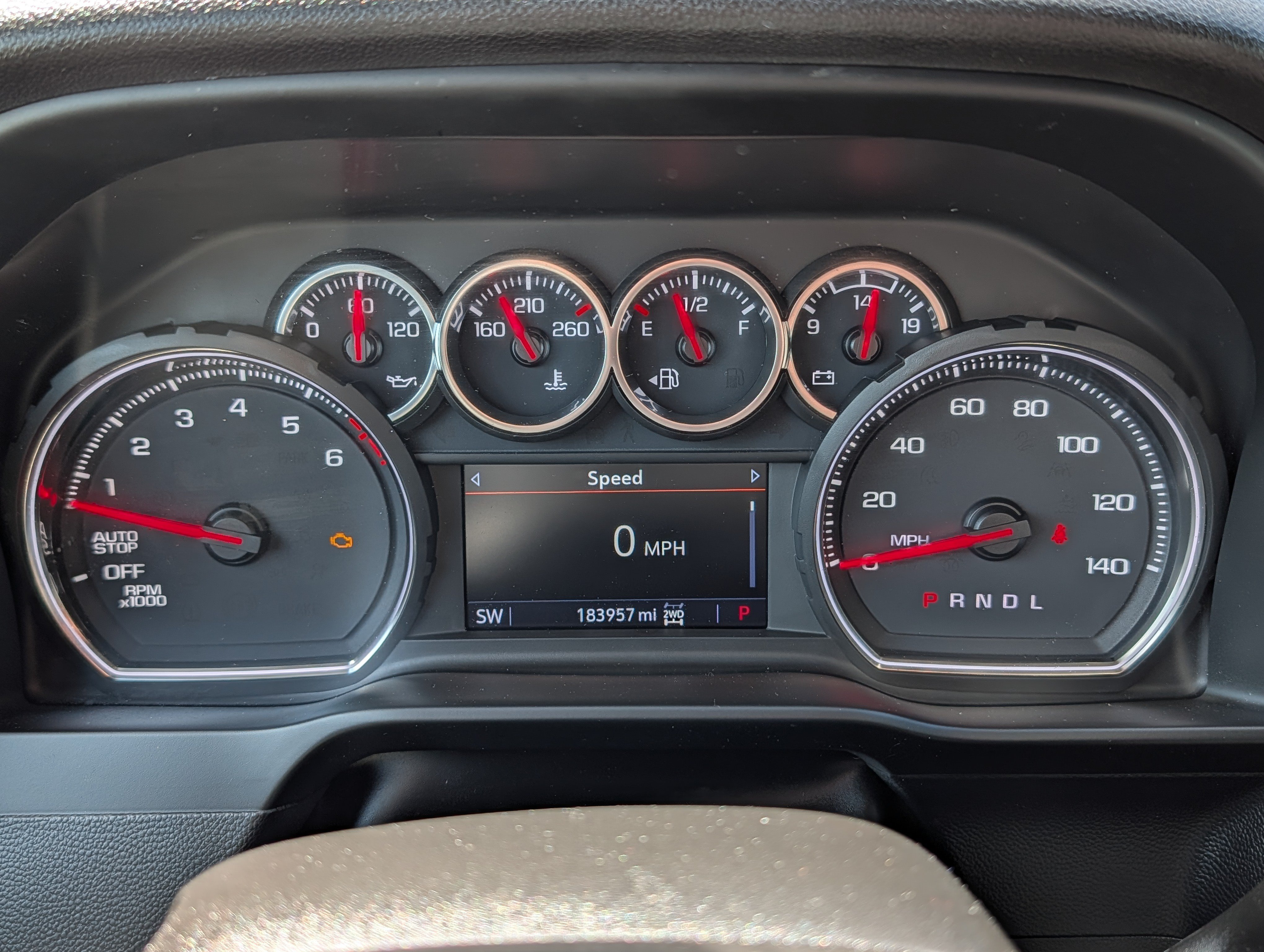 Used 2022 Chevrolet Silverado 1500 LT AWD/4WD image 17