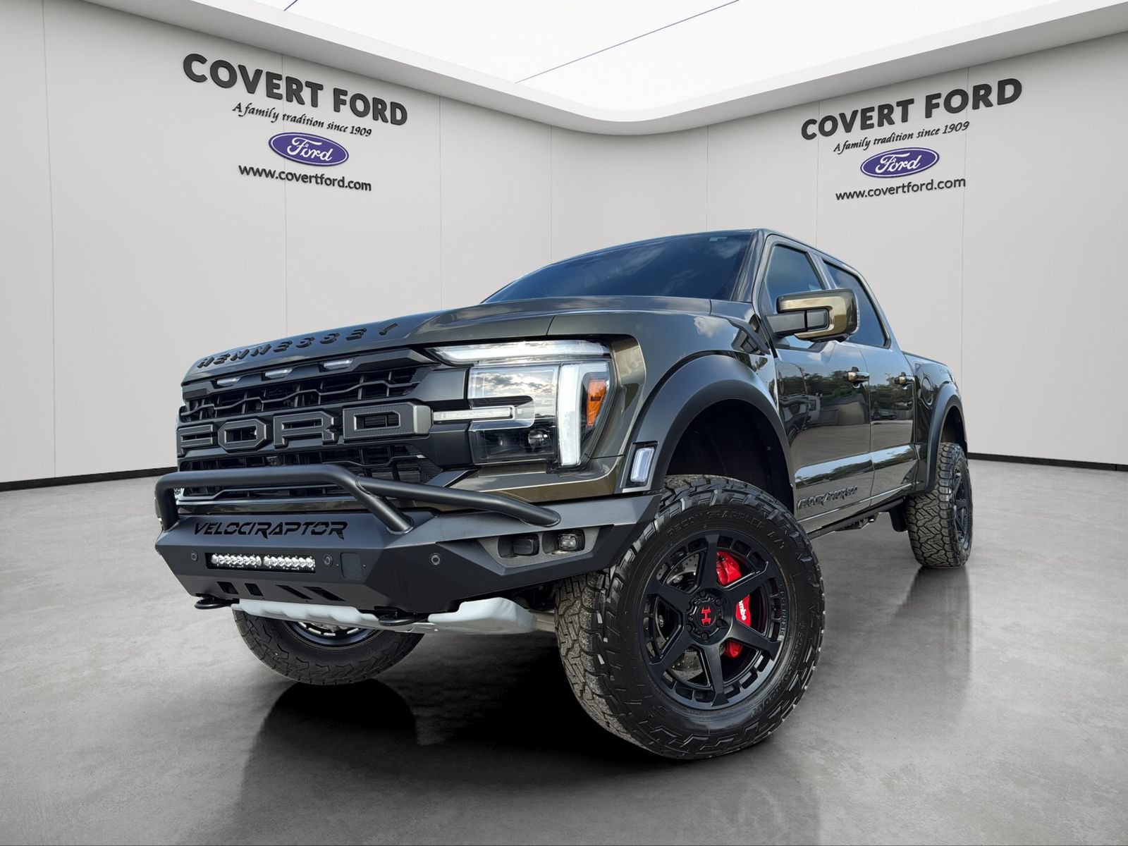 New 2026 Ford F150 Raptor AWD/4WD image 1