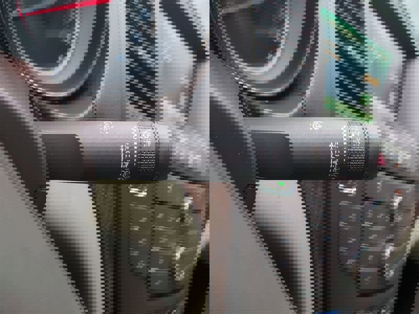 Used 2013 Buick Regal Premium image 25