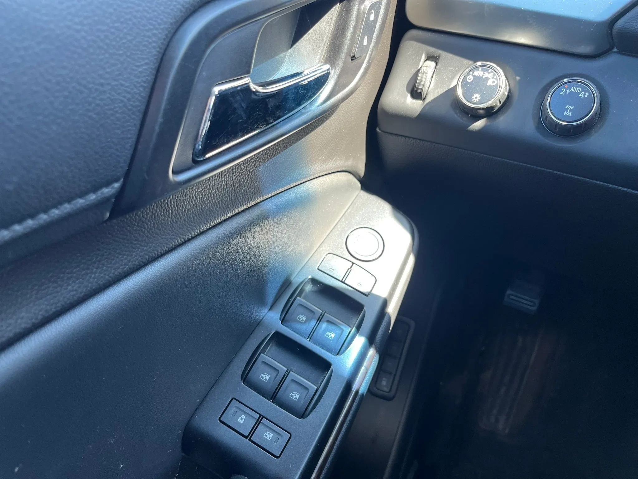 Used 2017 Chevrolet Tahoe LT image 27