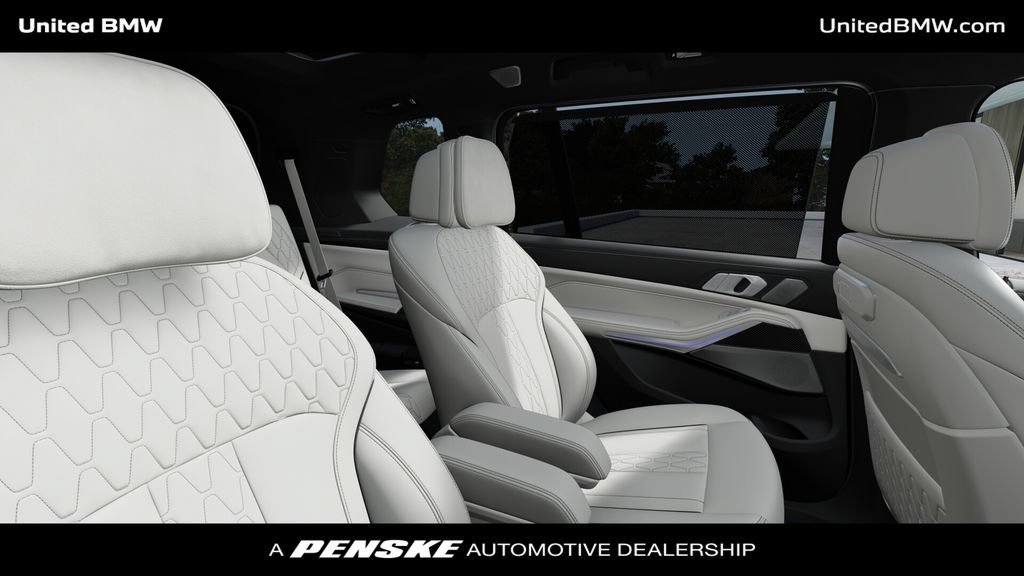 New 2027 BMW X7 M60i AWD/4WD image 3