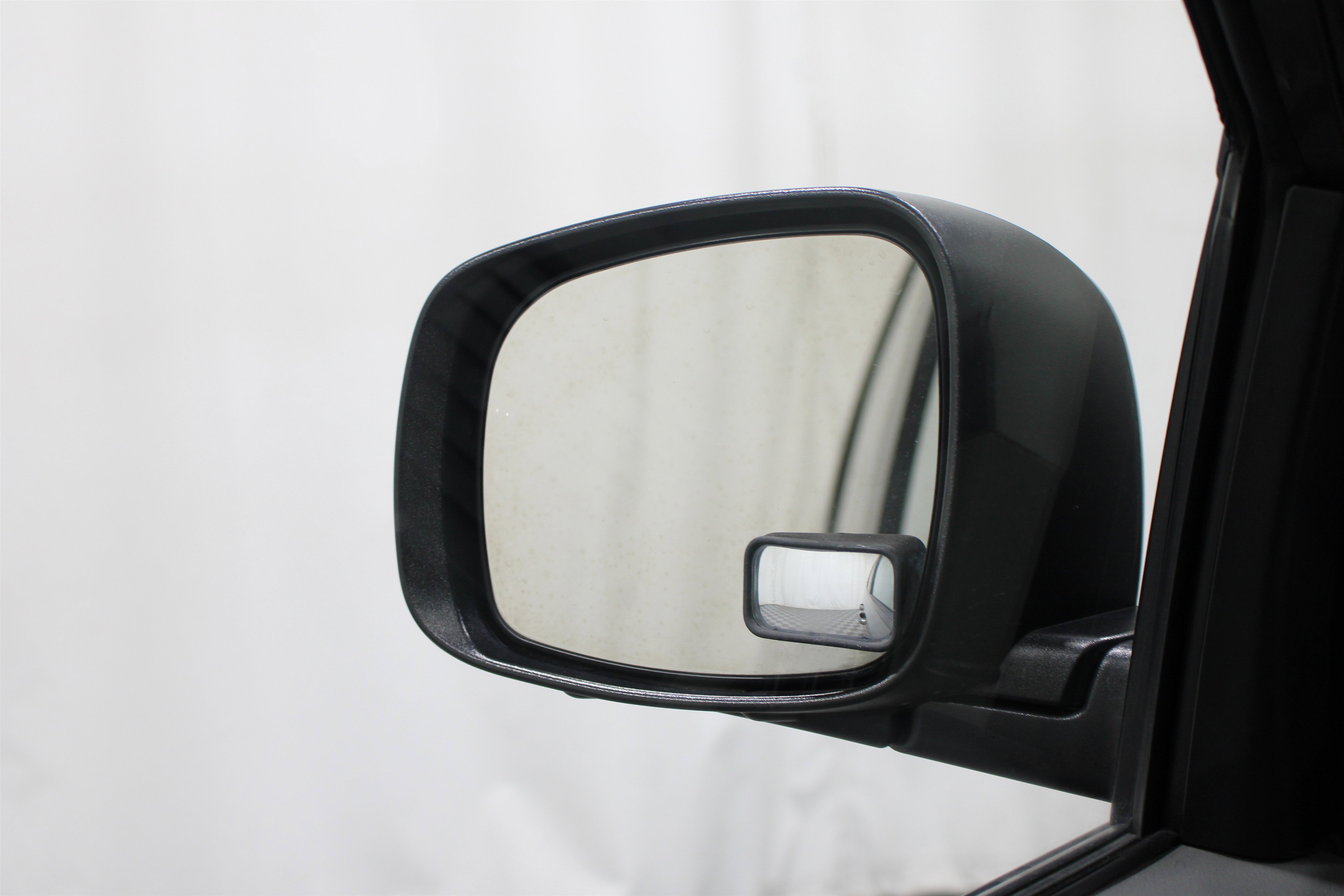 Used 2010 Dodge Grand Caravan SE FWD image 8