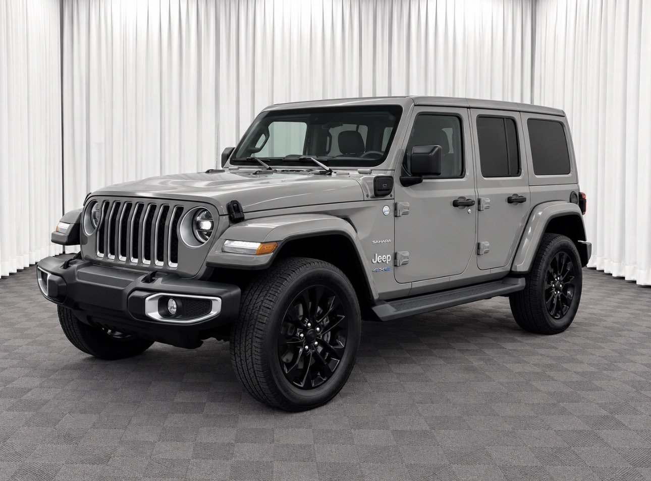 Used 2021 Jeep Wrangler Unlimited Sahara w/ Cold Weather Group AWD/4WD image 7
