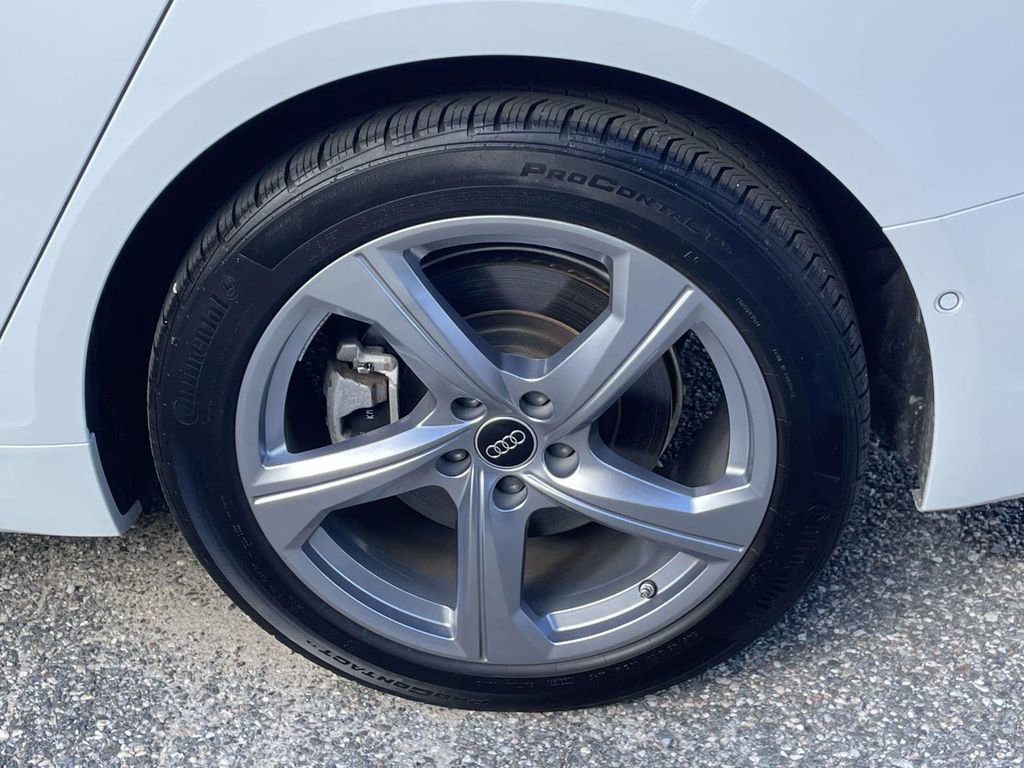 Used 2024 Audi A6 Premium Plus image 10