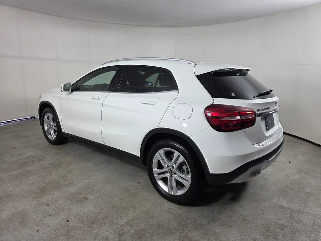 Used 2020 Mercedes-Benz GLA 250 4MATIC image 6