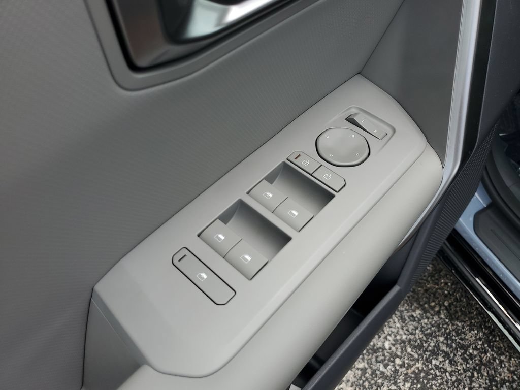 Used 2027 Kia Seltos X-Line S AWD/4WD image 9