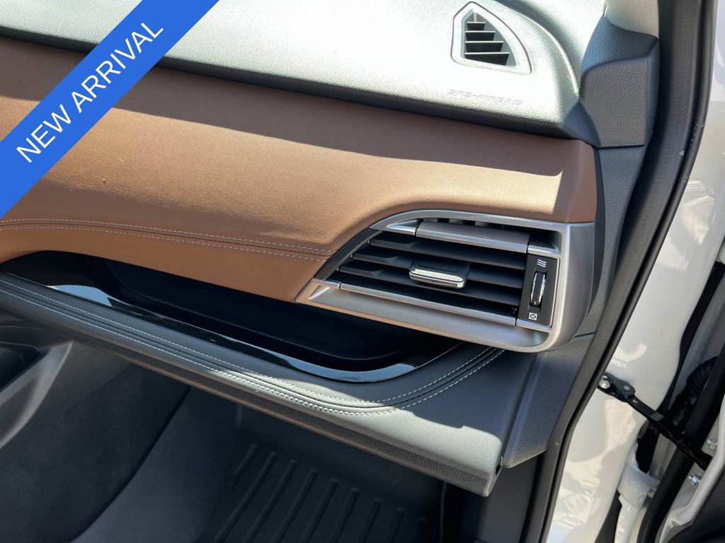 Certified 2025 Subaru Outback Touring XT AWD/4WD image 23